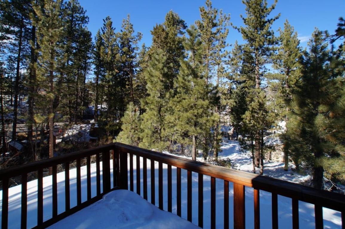 Snow Bunny Lodge - Perfect Big Bear Getaway! Deck With A New Hot Tub And Charcoal Barbecue! Velké Medvědí jezero Exteriér fotografie